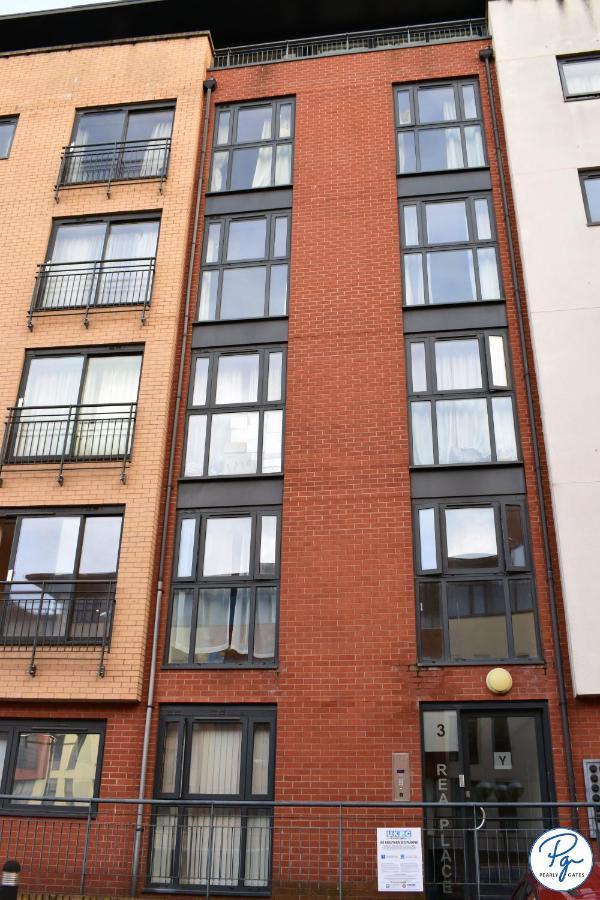 Penthouse - Amazing City Skyline Views - Balcony - Free Extra 2 Hours - Free Parking - Utilita Arena - Bullring Shopping - New St Station- Super King Size Bed 버밍엄 외부 사진